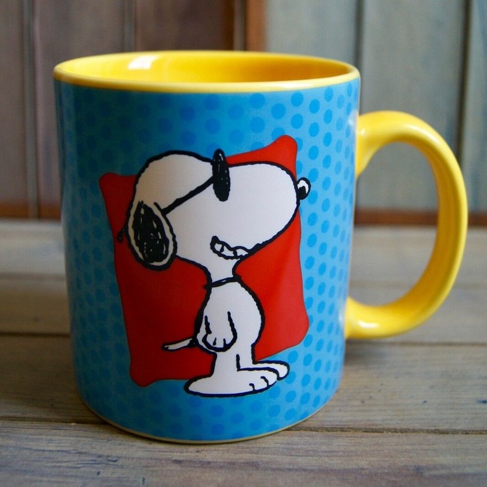 Coffee Cup Mug Snoopy "Just Call Me Sugar Lips" Peanuts United Feature Syndicate